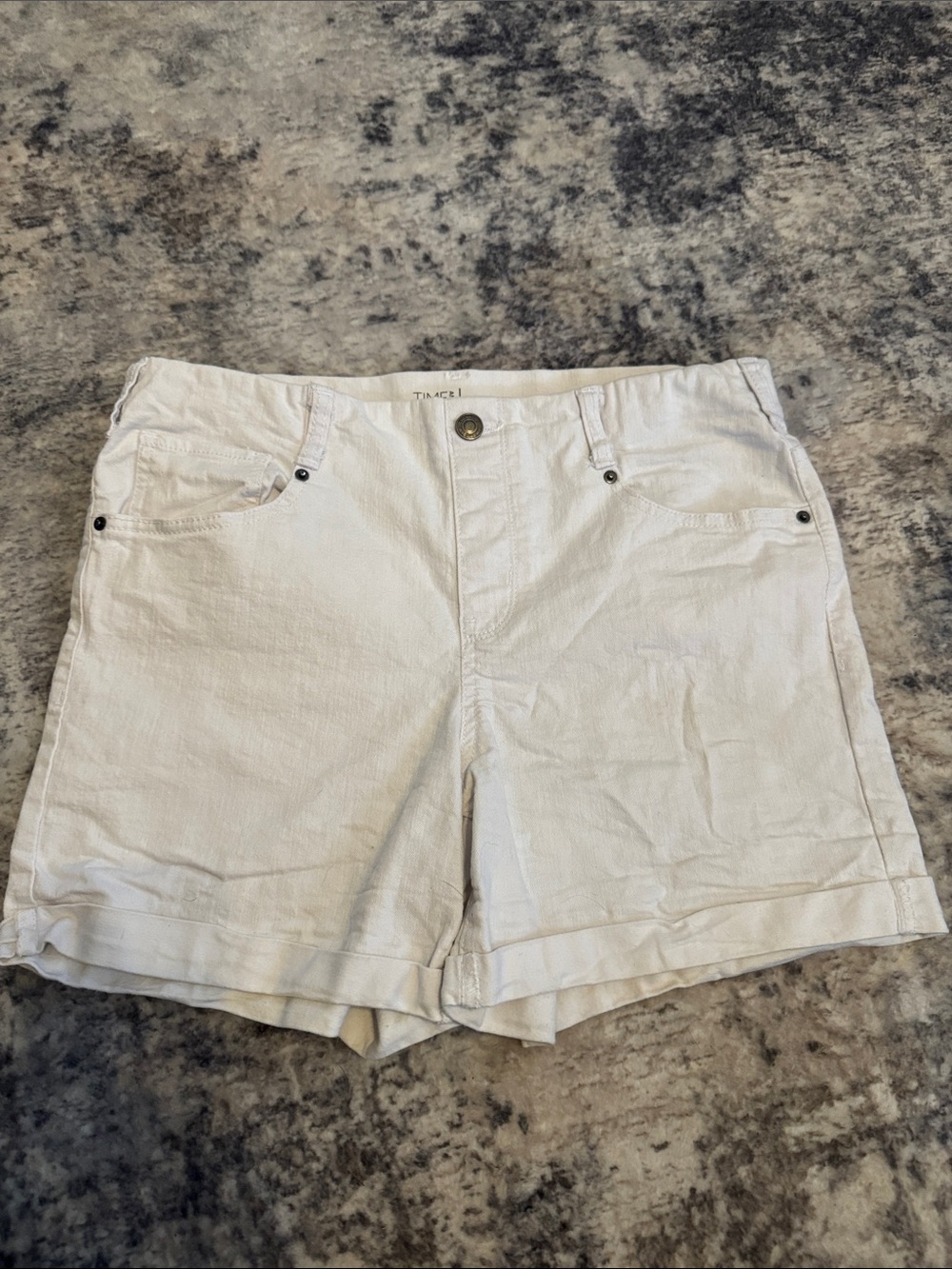 Time and Tru White Casual High-Rise Bermuda Shorts